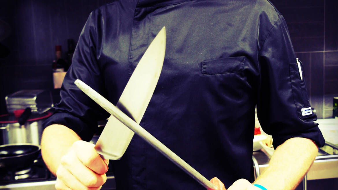 Una lama NON è per sempre! Cosa non deve mai mancare in cucina